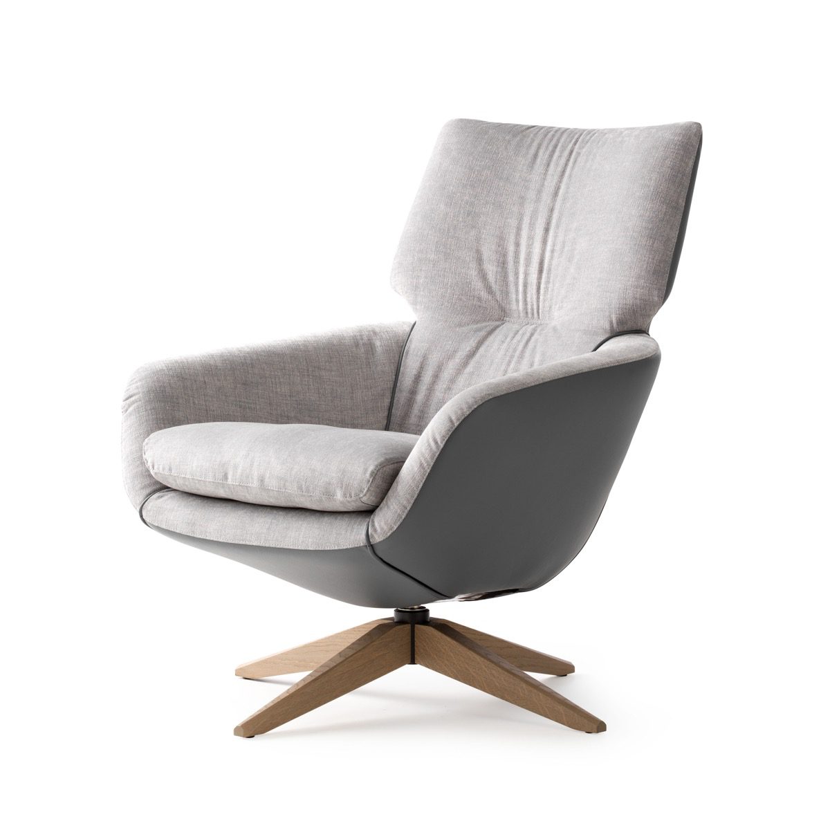 Leolux Lloyd plus fauteuil Matser Wageningen